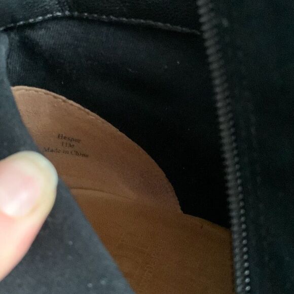 L'Amour Des Pieds, the Hesper Suede Chukka Booties black size 11 m women’s - Picture 5 of 6